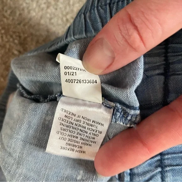 Sonoma pull on chambray shorts light blue dot pattern mid rise elastic sz medium - Picture 9 of 9